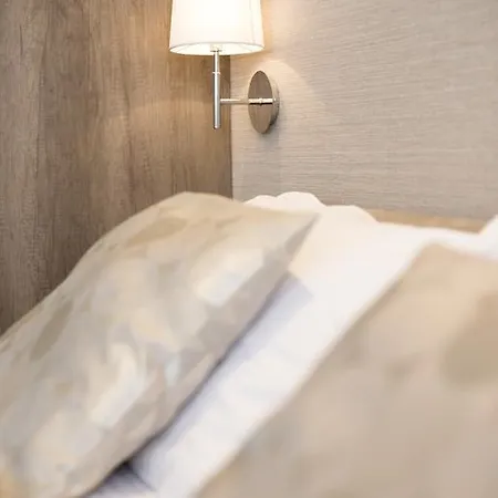 Dia Arena Apartment *